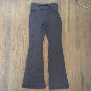 Vanilla Star Women's Gray Flared Leggings